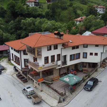 Къща За Гости Камината ทริกราด ภายนอก รูปภาพ